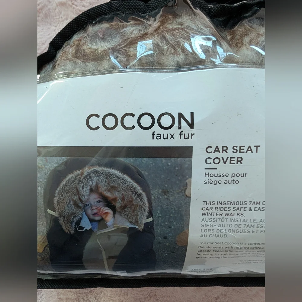 7 A.M. Enfant Cocoon Faux Fur Car Seat Cover